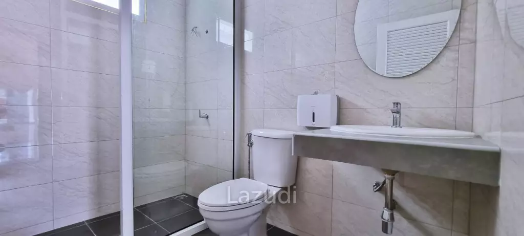3  Beds 3 Baths 150 SQ.M Natheekarn Park View