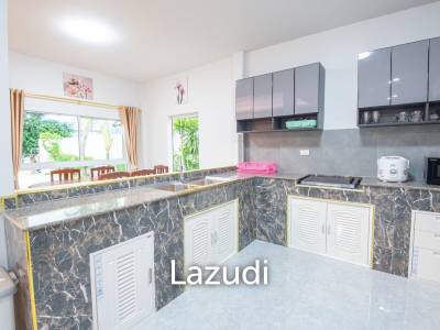 3  Beds 3 Baths 150 SQ.M Natheekarn Park View