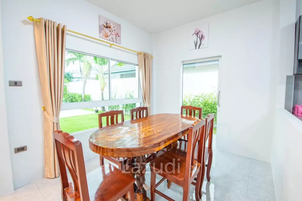 3  Beds 3 Baths 150 SQ.M Natheekarn Park View