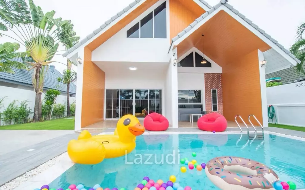 3  Beds 3 Baths 150 SQ.M Natheekarn Park View
