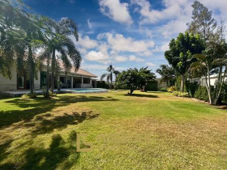 Hana Village 3: Pool Villa mit 3 Schlafzimmern