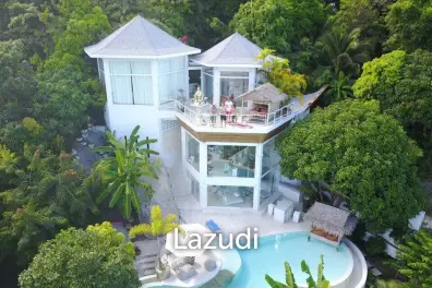Unique Hillside Villa with Panoramic Views