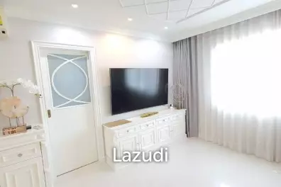 2 Bedroom 2 Bathroom 68 SQ.M Condo One Ladprao18