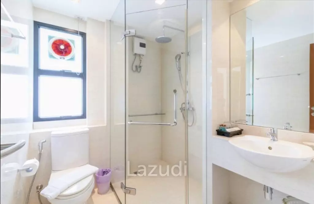 1 Bedroom 1 Bathroom 48 SQ.M Silom Forest
