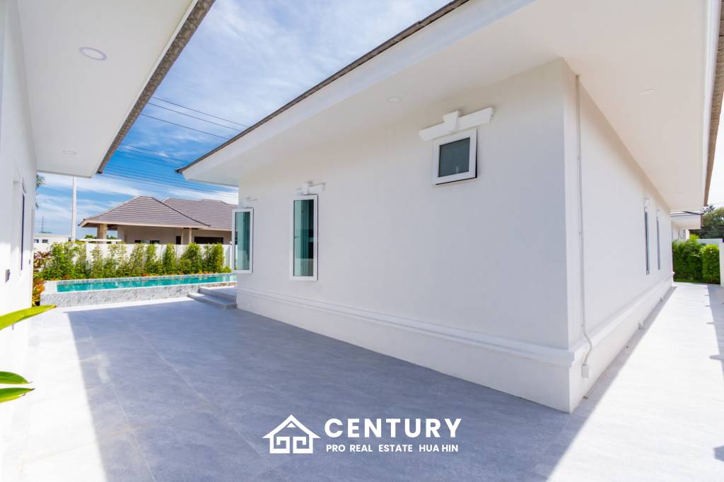 523 ตร.ม 4 เตียง 4 อาบน้ำ วิลล่า For ขาย