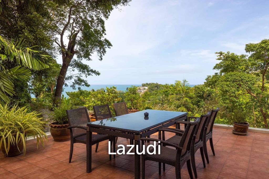 2,400 SQ.M Seaview Estate With 3 Villas