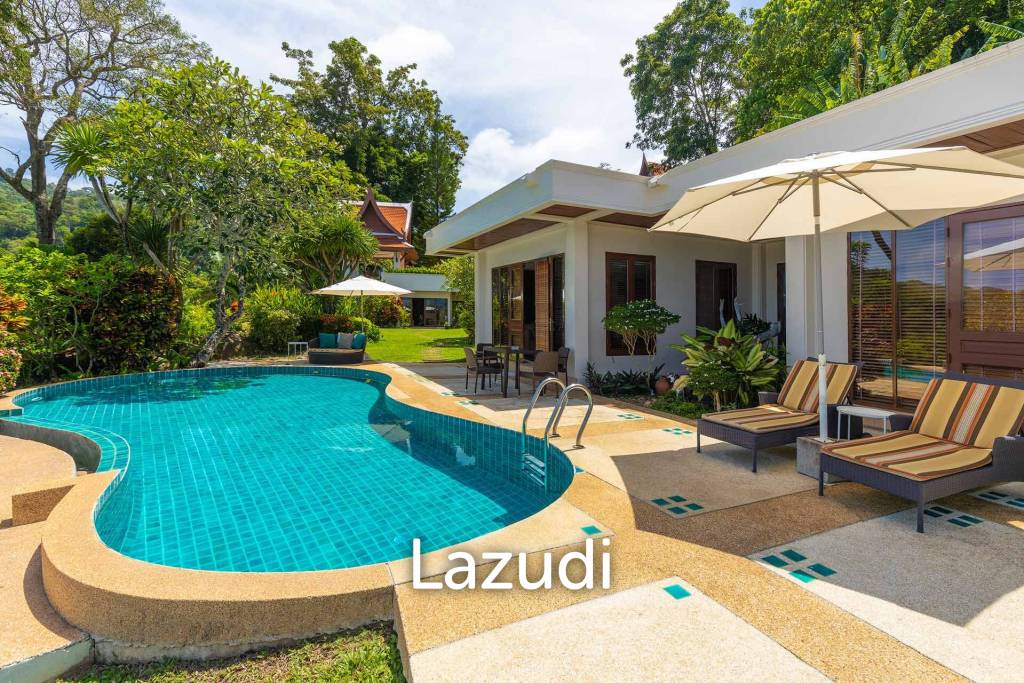 2,400 SQ.M Seaview Estate With 3 Villas