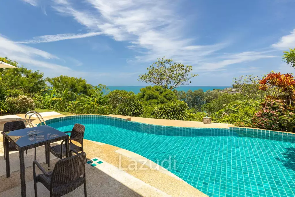 2,400 SQ.M Seaview Estate With 3 Villas