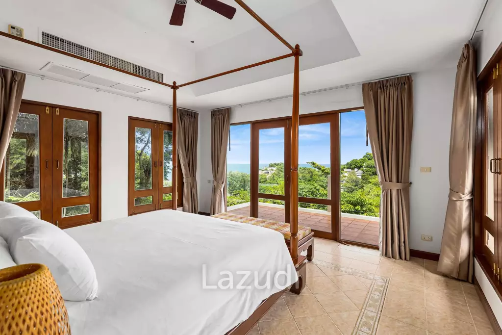 2,400 SQ.M Seaview Estate With 3 Villas