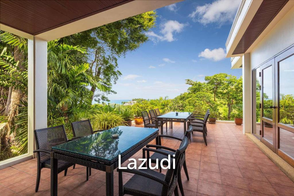 2,400 SQ.M Seaview Estate With 3 Villas
