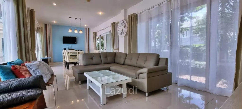 3 Beds 3 Baths 245 SQ.M. Seabreeze Villa Pattaya