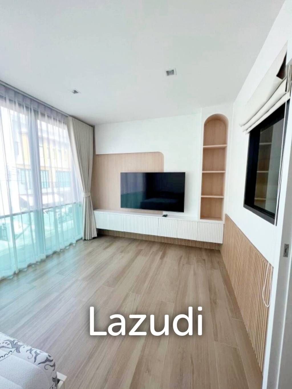 4 Bed 4 Bath 168 SQ.M Eigen Premium Townhome