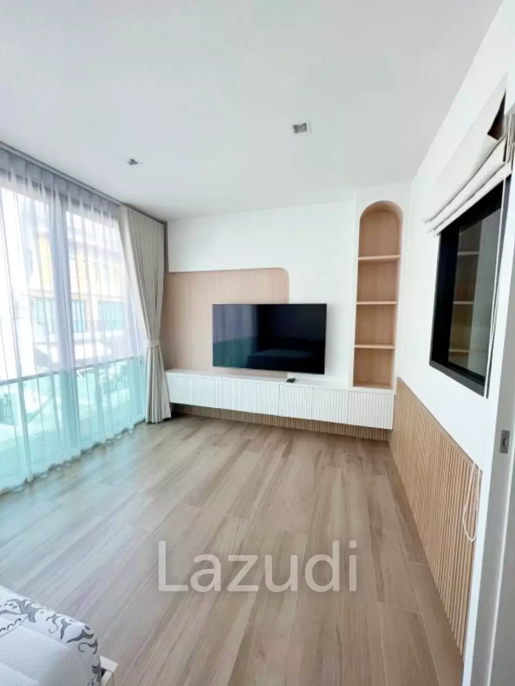 4 Bed 4 Bath 168 SQ.M Eigen Premium Townhome