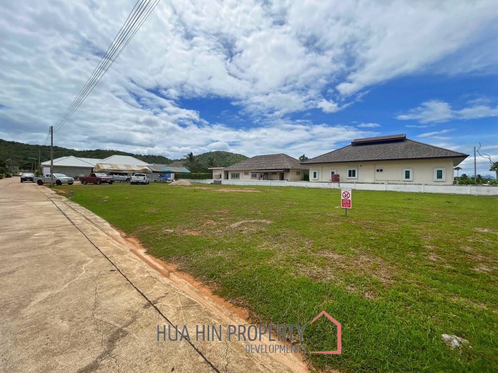 Land Plot at Wararom Village Kho Tao For Sale