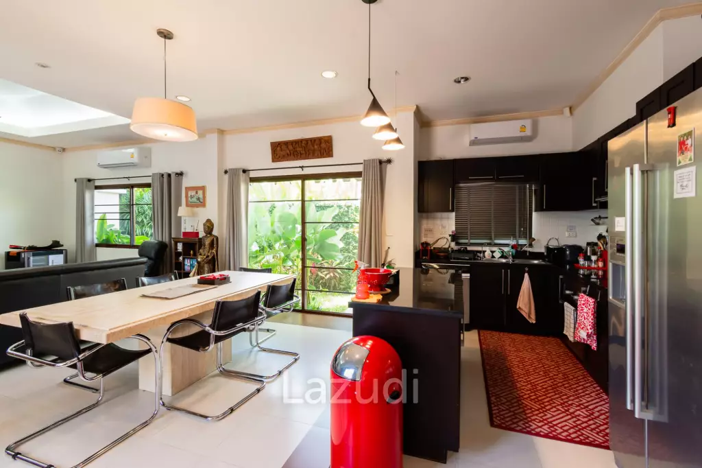 BUSABA  :  Superb 3 Bed Pool Villa near town