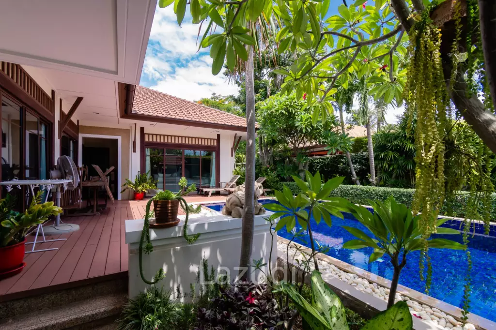 BUSABA  :  Superb 3 Bed Pool Villa near town