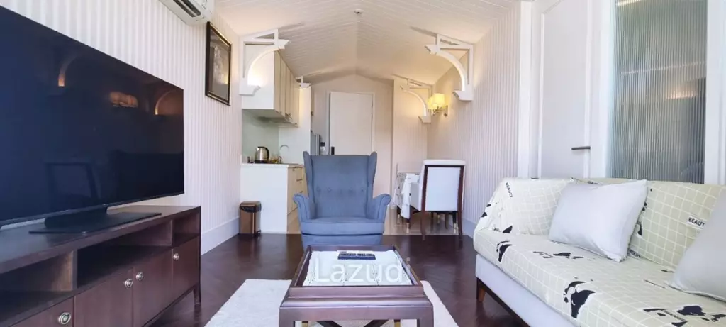 1 Bed 1 Bath 42 SQ.M Grand Florida Beachfront