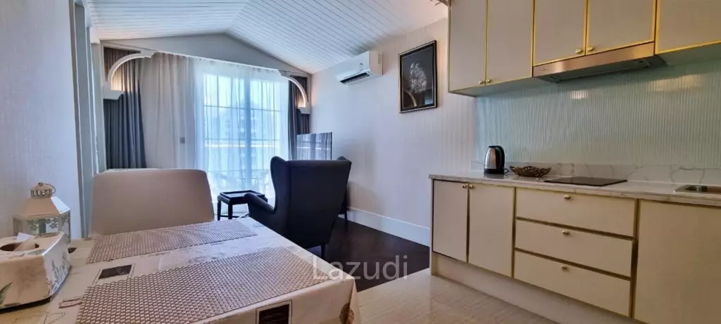 1 Bed 1 Bath 42 SQ.M Grand Florida Beachfront