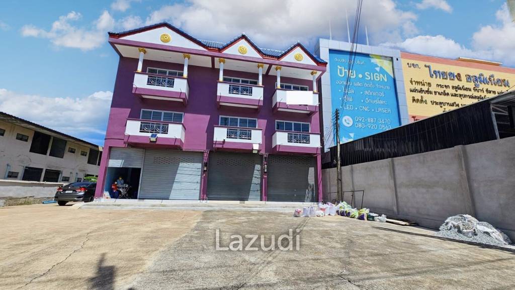 Commercial Building for Rent on Sukhumvit Road, North Pattaya.