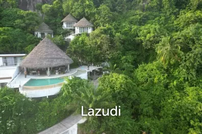 Balinese Bliss: Seaside Mountain Villa with a View