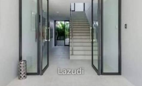 MAGNIFIQUE HOTEL 9 STUDIOS 1 APPARTEMENT POOL BOPHUT