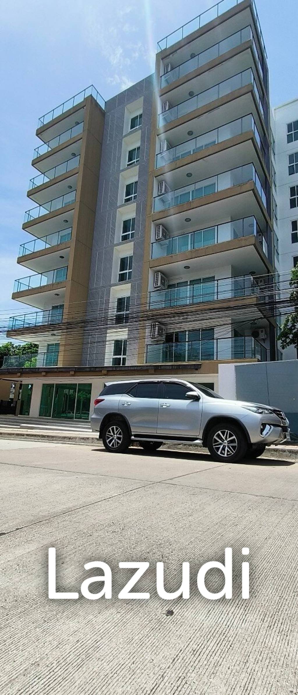 8,384 SQ.M 129 Unit The Winner Pratumnak