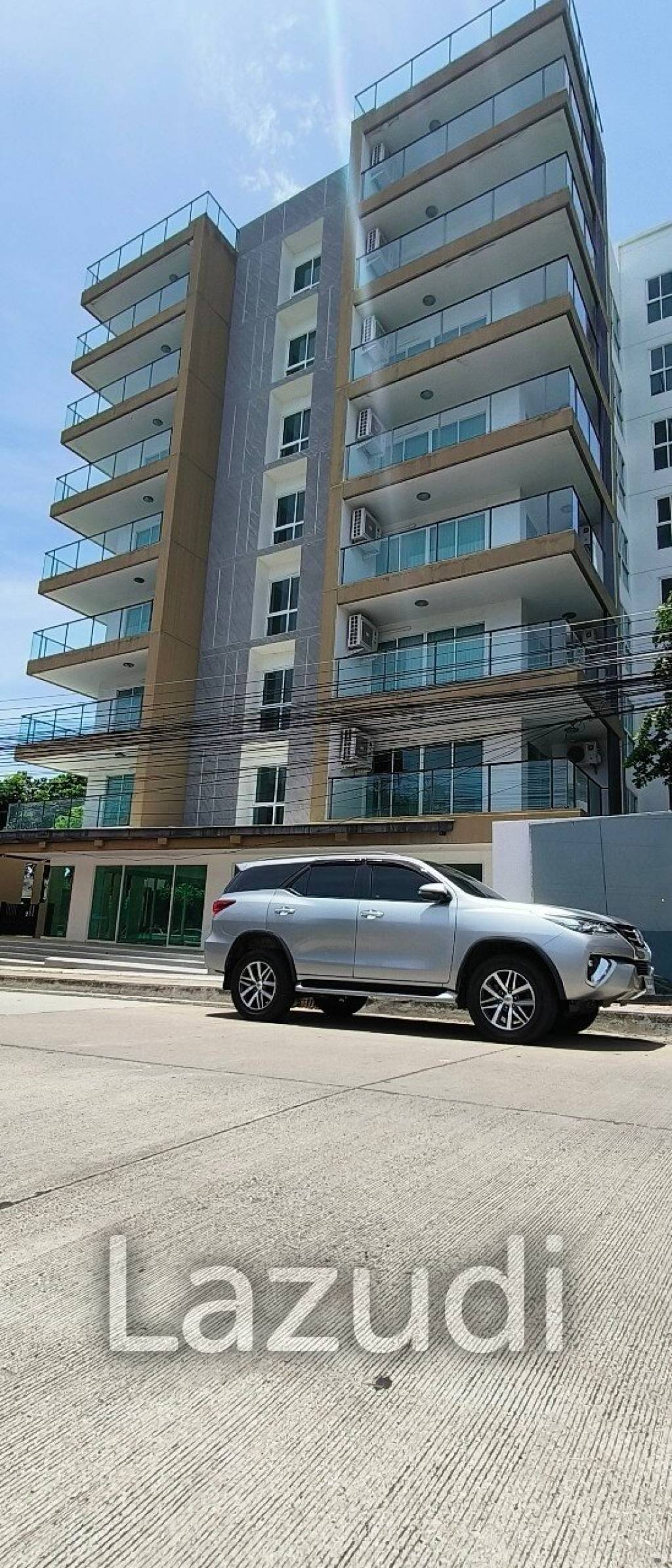 8,384 SQ.M 129 Unit The Winner Pratumnak