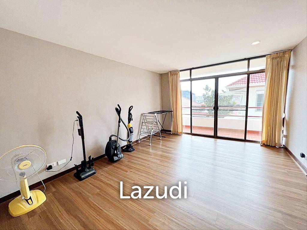 4 Bed 6 Bath 400 SQ.M Baan Green Town