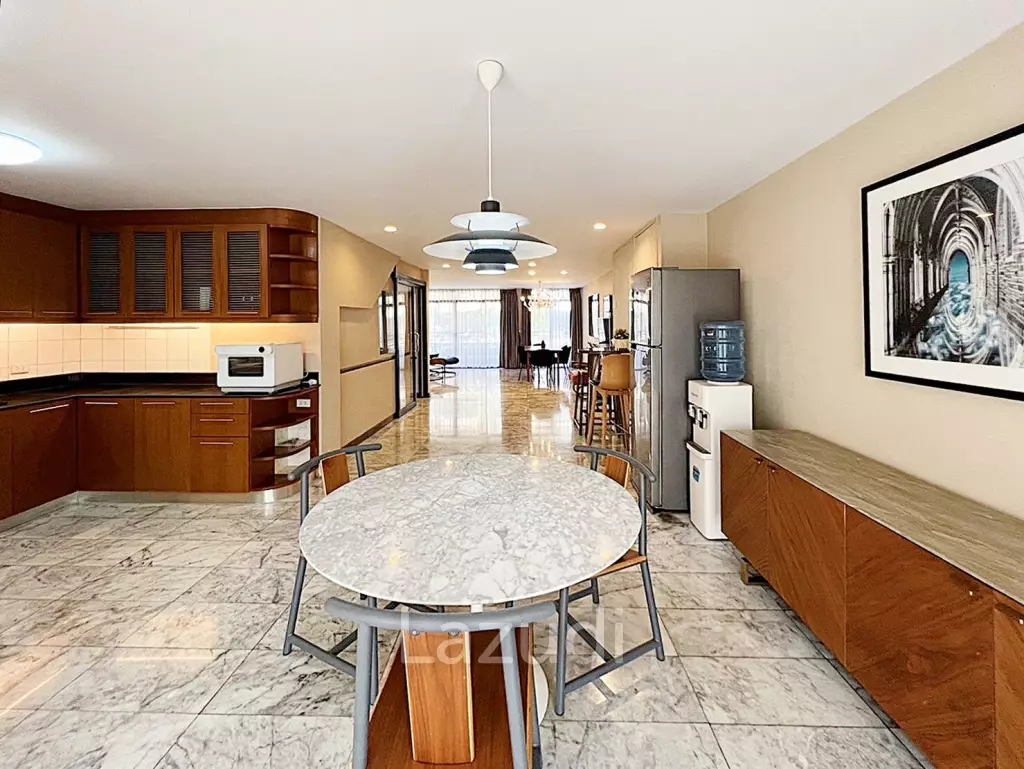 4 Bed 6 Bath 400 SQ.M Baan Green Town
