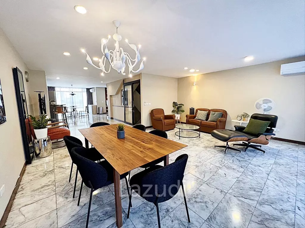 4 Bed 6 Bath 400 SQ.M Baan Green Town