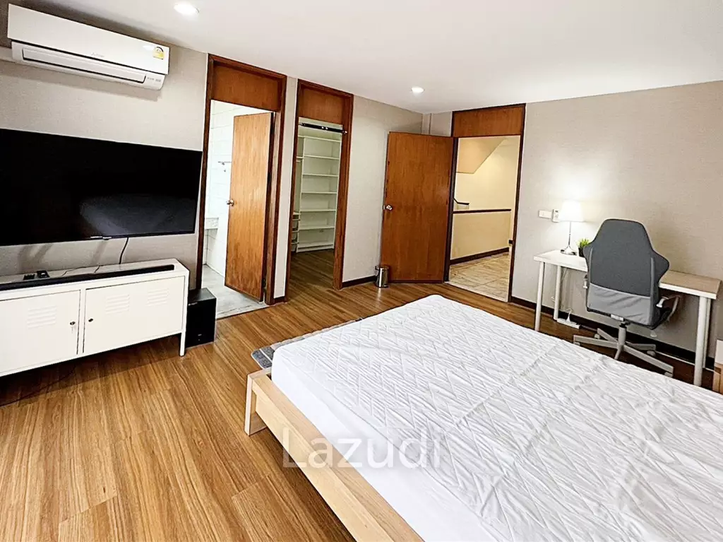 4 Bed 6 Bath 400 SQ.M Baan Green Town