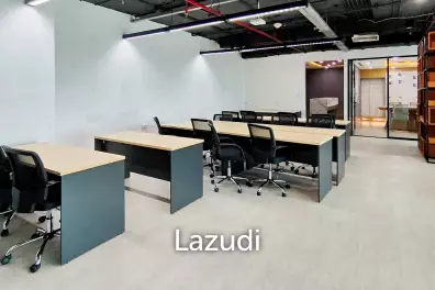 215 SQ.M Office for rent at CW Tower