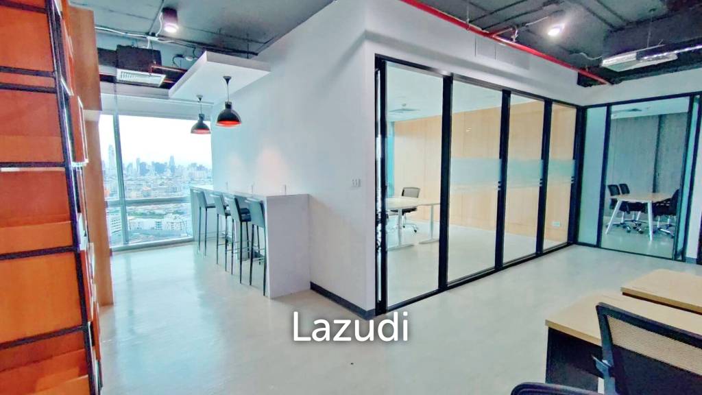 215 SQ.M Office for rent at CW Tower