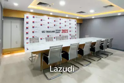 215 SQ.M Office for rent at CW Tower