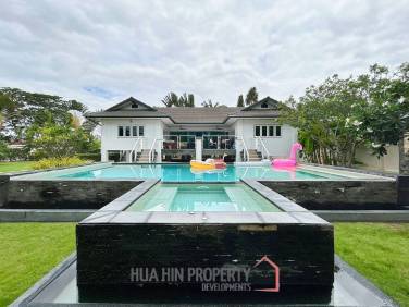 Luxury 3 Bedroom Pool Villa on Large Land Plot
