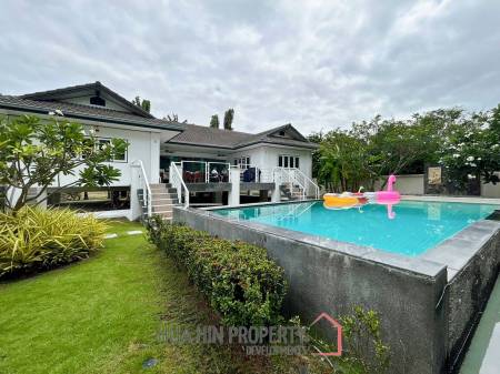 Luxury 3 Bedroom Pool Villa on Large Land Plot