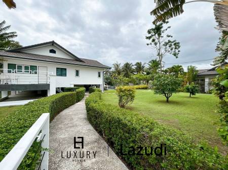 Luxury 3 Bedroom Pool Villa on Large Land Plot