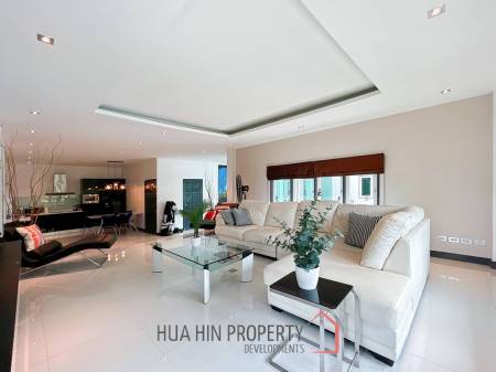 Luxury 3 Bedroom Pool Villa on Large Land Plot