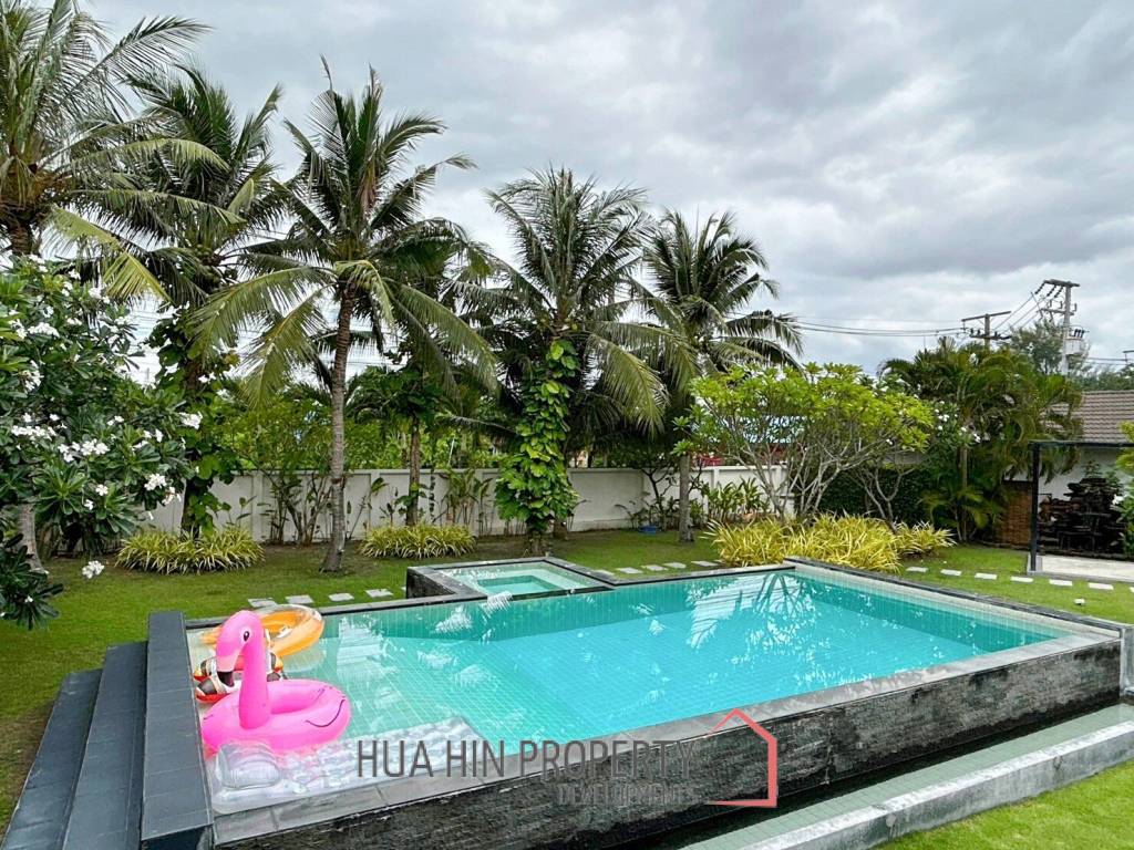 Luxury 3 Bedroom Pool Villa on Large Land Plot