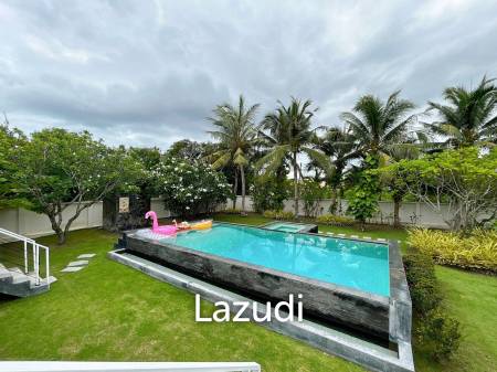 Luxury 3 Bedroom Pool Villa on Large Land Plot