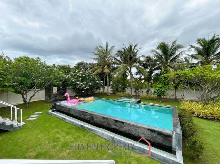 Luxury 3 Bedroom Pool Villa on Large Land Plot