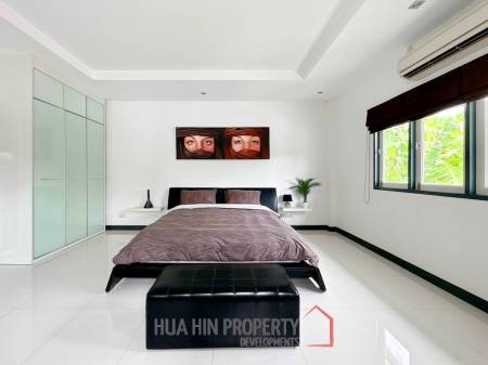 Luxury 3 Bedroom Pool Villa on Large Land Plot