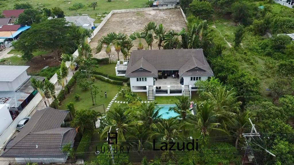 Luxury 3 Bedroom Pool Villa on Large Land Plot