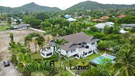 Luxury 3 Bedroom Pool Villa on Large Land Plot