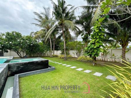 Luxury 3 Bedroom Pool Villa on Large Land Plot