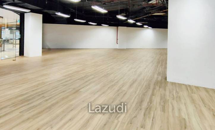 272 SQ.M Retail space for rent at CW Tower