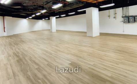 272 SQ.M Retail space for rent at CW Tower