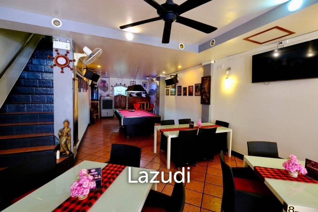 Prime Location: Restaurant Business with 12 Guest Rooms in Cha Am