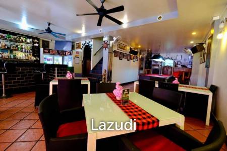 Prime Location: Restaurant Business with 12 Guest Rooms in Cha Am