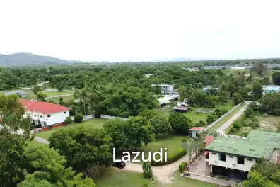 Cha Am Resort with 6 Apartment and 10 Townhouse on 7 Rai of Land